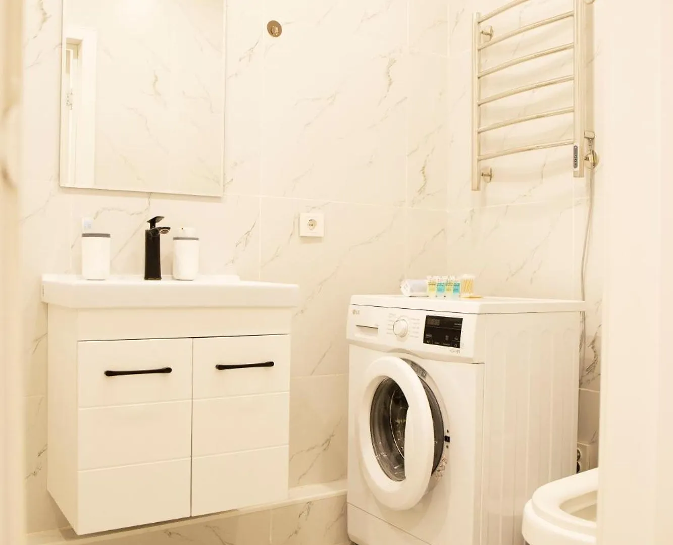 2-Room Apartment Nest Grand 49 Almaty